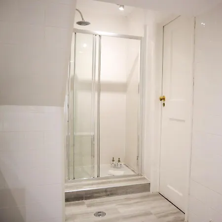 The Residences At Bairro Alto Апартаменти *