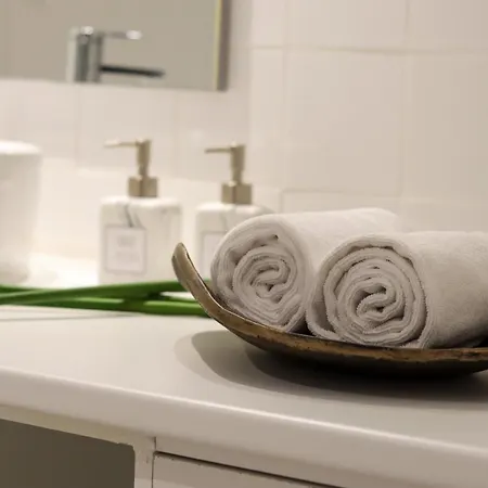 The Residences At Bairro Alto Апартаменти *